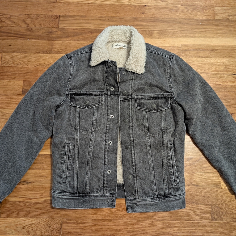 Men's Gray Denim Jacket with Sherpa Lining